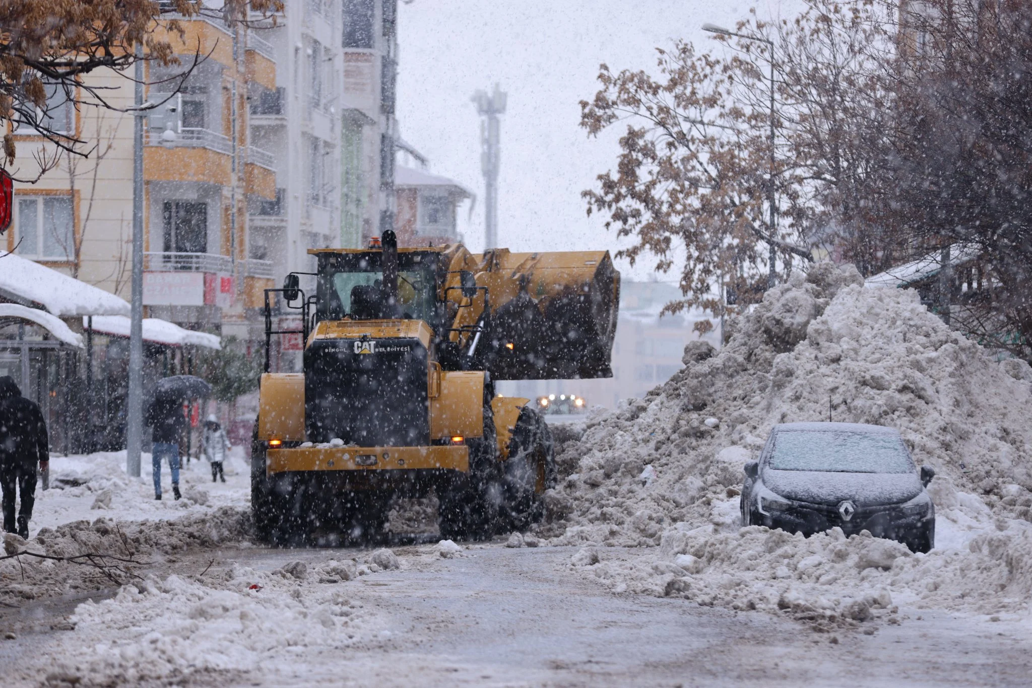 Bingöl'de olumsuz hava koşulları nedeniyle eğitime 1 gün ara verildi