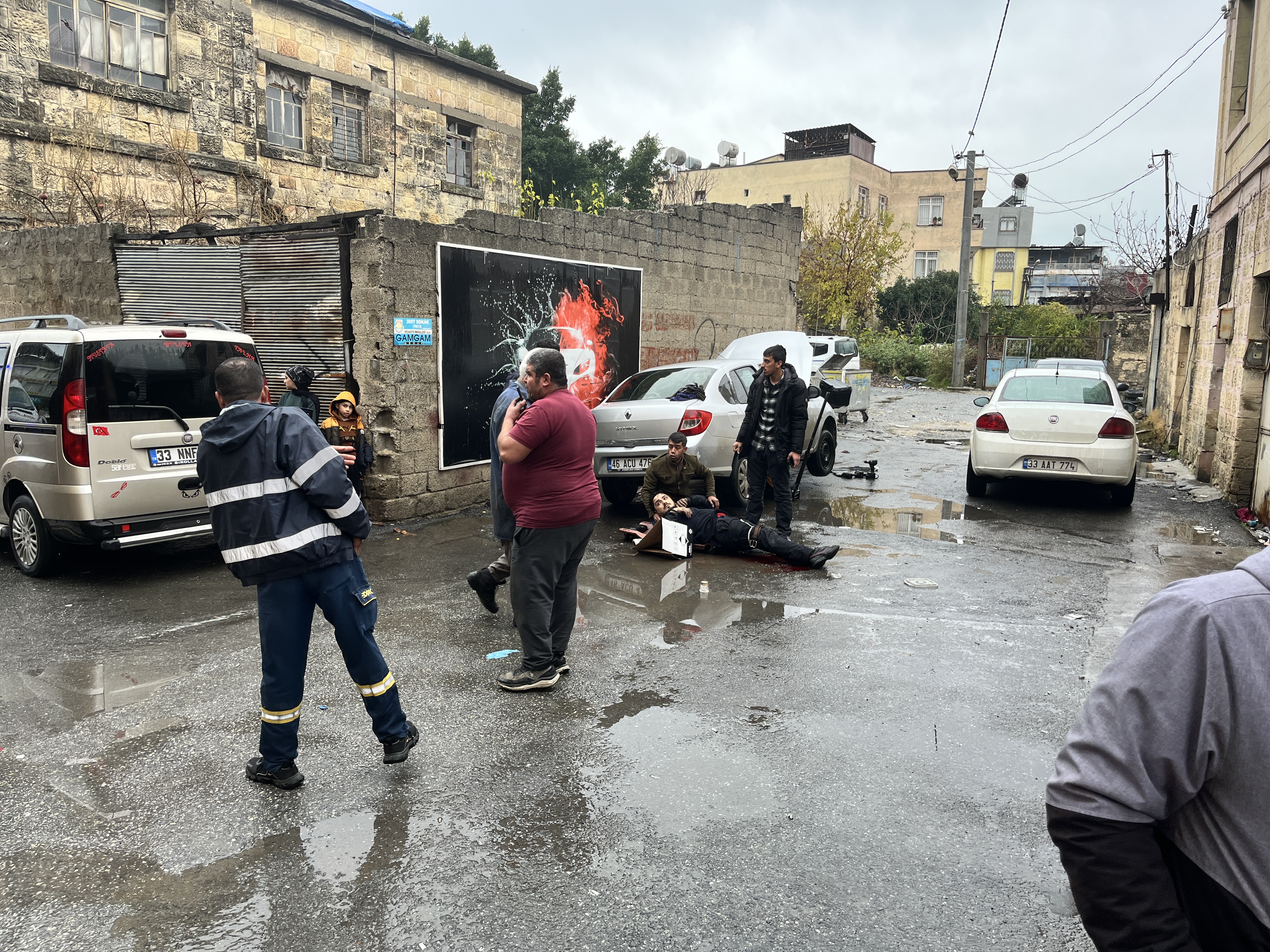 Mersin'de silahlı saldırıya uğrayan kişi yaralandı