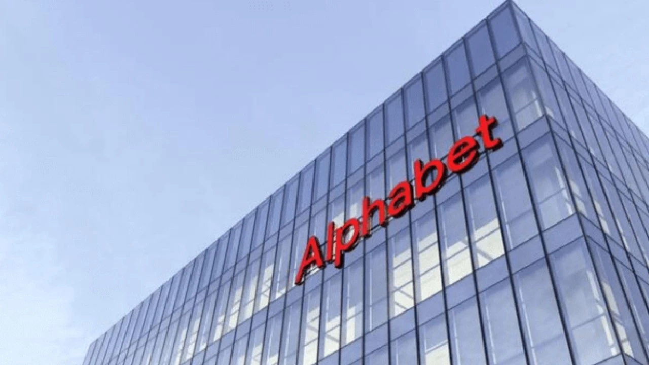 Alphabet'in piyasa değeri rekor kırdı: 4 trilyon doları gördü
