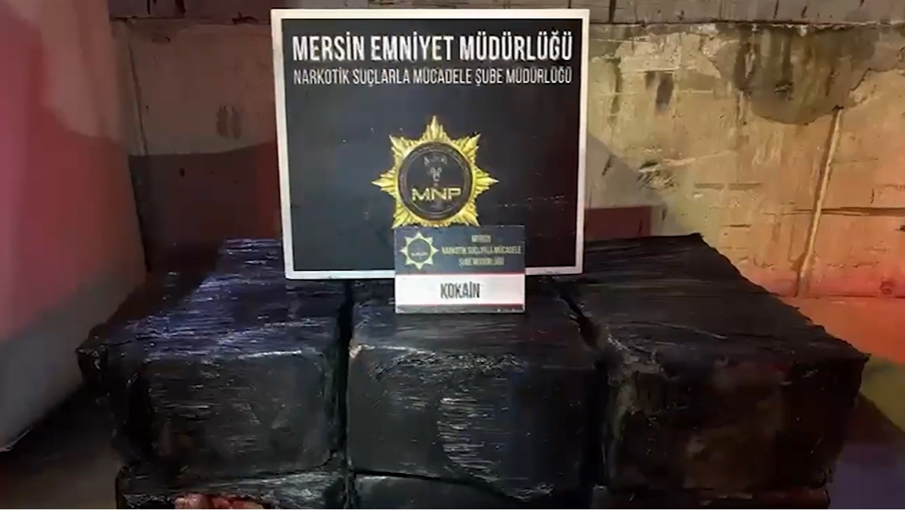 Mersin Limanı'nda 298 kilo kokain ele geçirildi