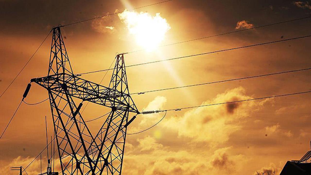 Türkiye'de günlük elektrik üretim ve tüketim verileri