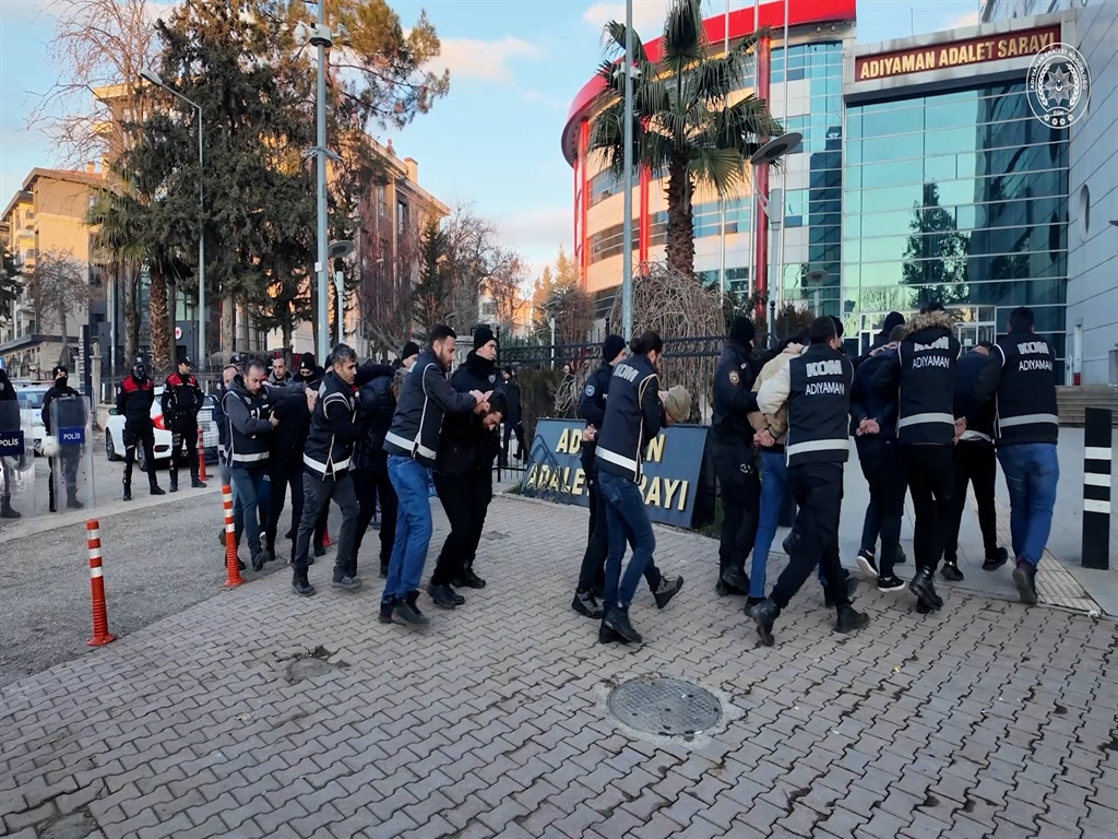 Adıyaman'da organize suç operasyonunda 14 şüpheli tutuklandı