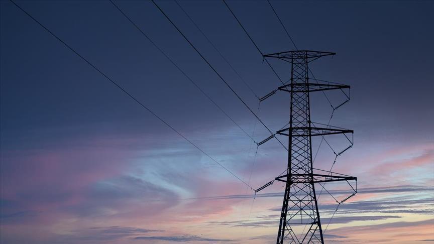 Türkiye'de Elektrik Üretimi Tüketimi Aştı: Günlük Enerji Verileri Açıklandı