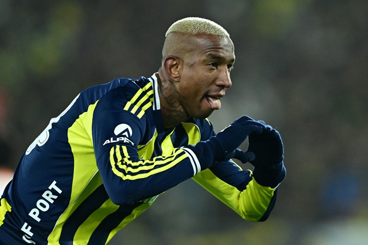 Fenerbahçe Alanyaspor maçı: Sarı-lacivertliler deplasmanda kazandı