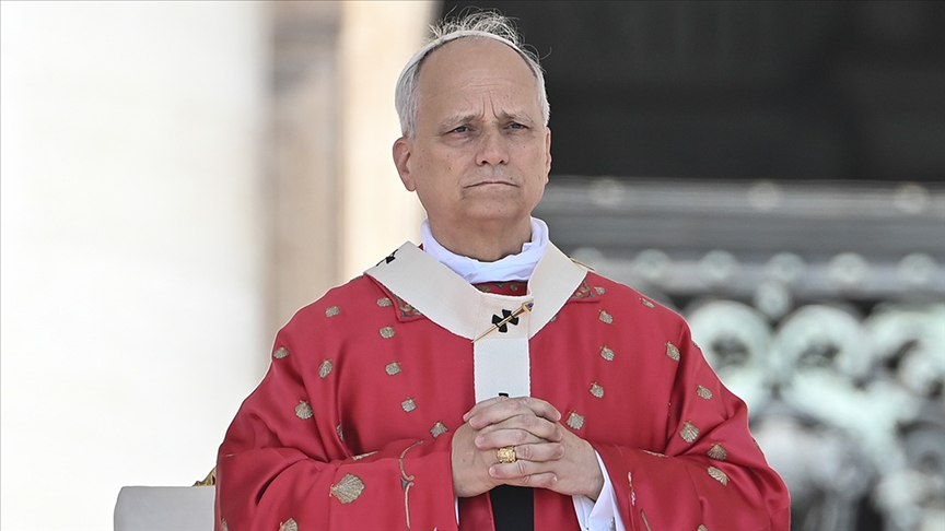 Papa, 'savaşın yeniden moda haline geldiği' konusunda uyardı