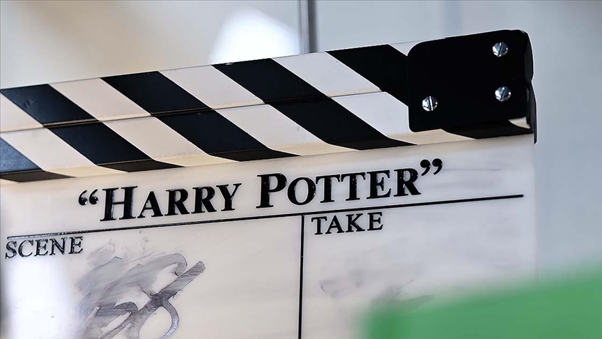Harry Potter Efsanesi 25 Yaşında! Küresel Kutlama Takvimi Açıklandı