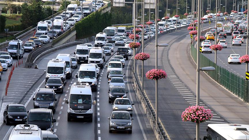 Sakarya otomotivde vites yükseltti: Üretilen her 4 araçtan 3'ü ihraç edildi