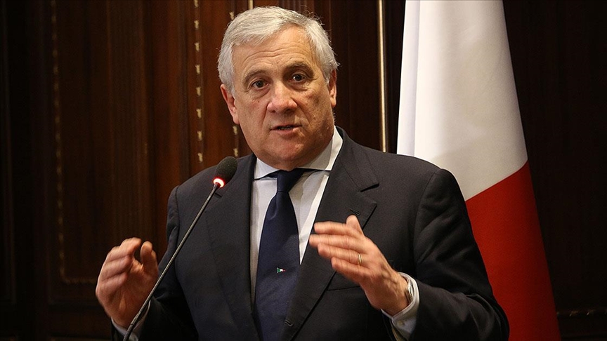 Tajani: NATO'da eşit söz hakkı için Avrupa ayağı güçlendirilmeli