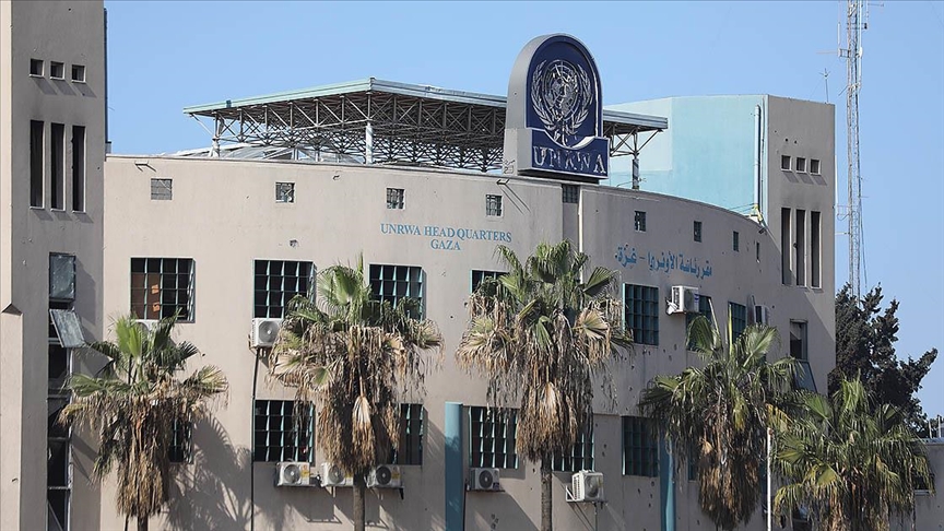UNRWA: İsrail'in tesisleri yıkması uluslararası hukuka açık bir meydan okuma