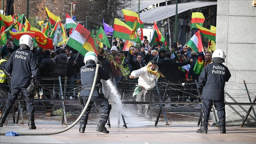 Brüksel'de YPG/SDG Yandaşlarına Tutuklama Kararı