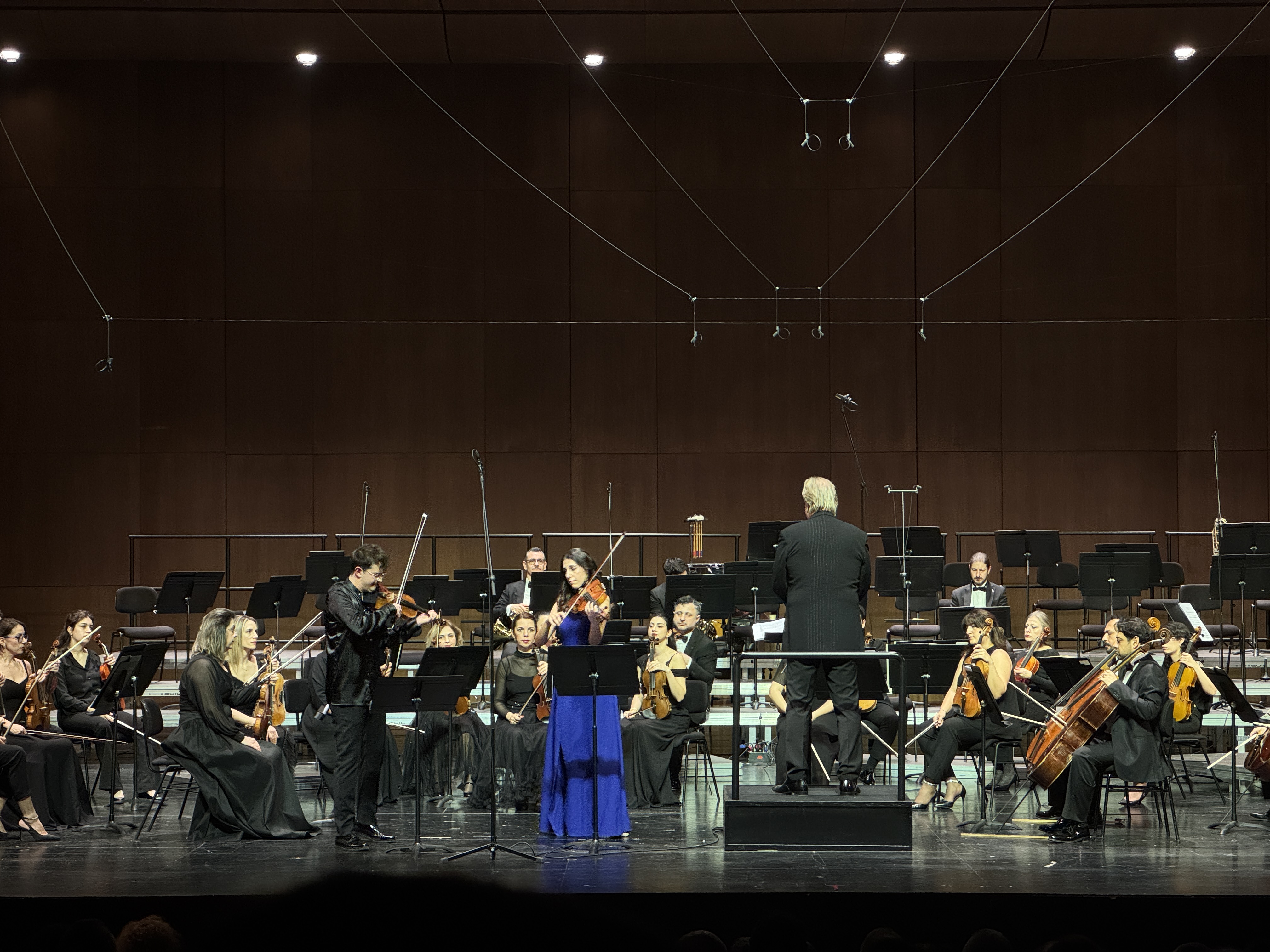 İDSO konserinde Mozart ve Sibelius eserleri AKM'de seslendirildi