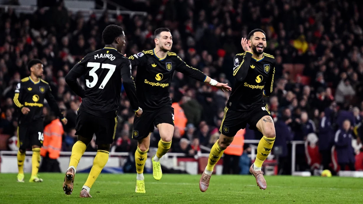 Premier Lig'de Dev Maçta Manchester United Arsenal'i 3-2 mağlup etti