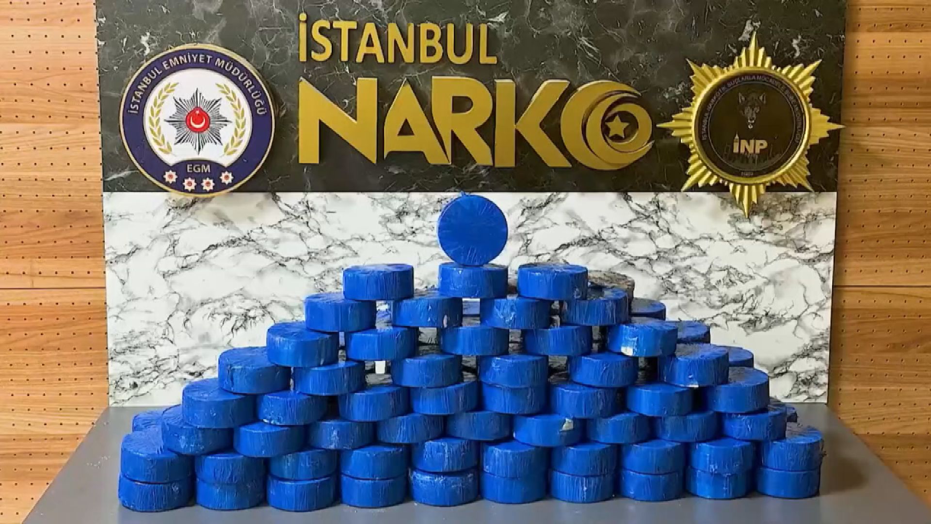 Esenyurt'ta 54 kilo uyuşturucu ele geçirildi: 2 şüpheli tutuklandı