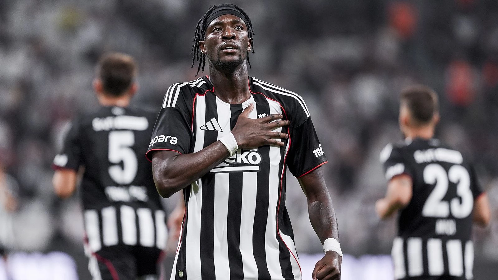 Beşiktaş, Tammy Abraham'ın satın alma opsiyonunu kullandı
