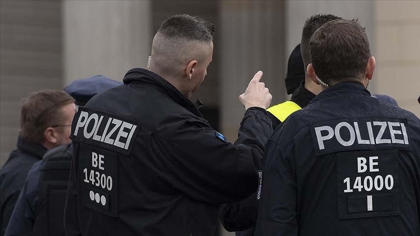 Almanya'da YPG Yandaşları CDU Binalarını İşgal Etti