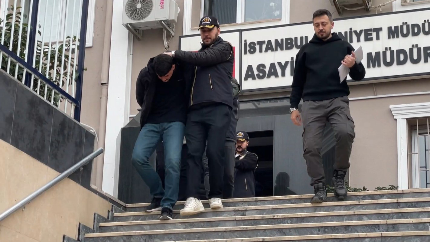 Emekli öğretmenin milyonlarını çaldılar! Payını ödemeyince suç ortağını ele verdi 