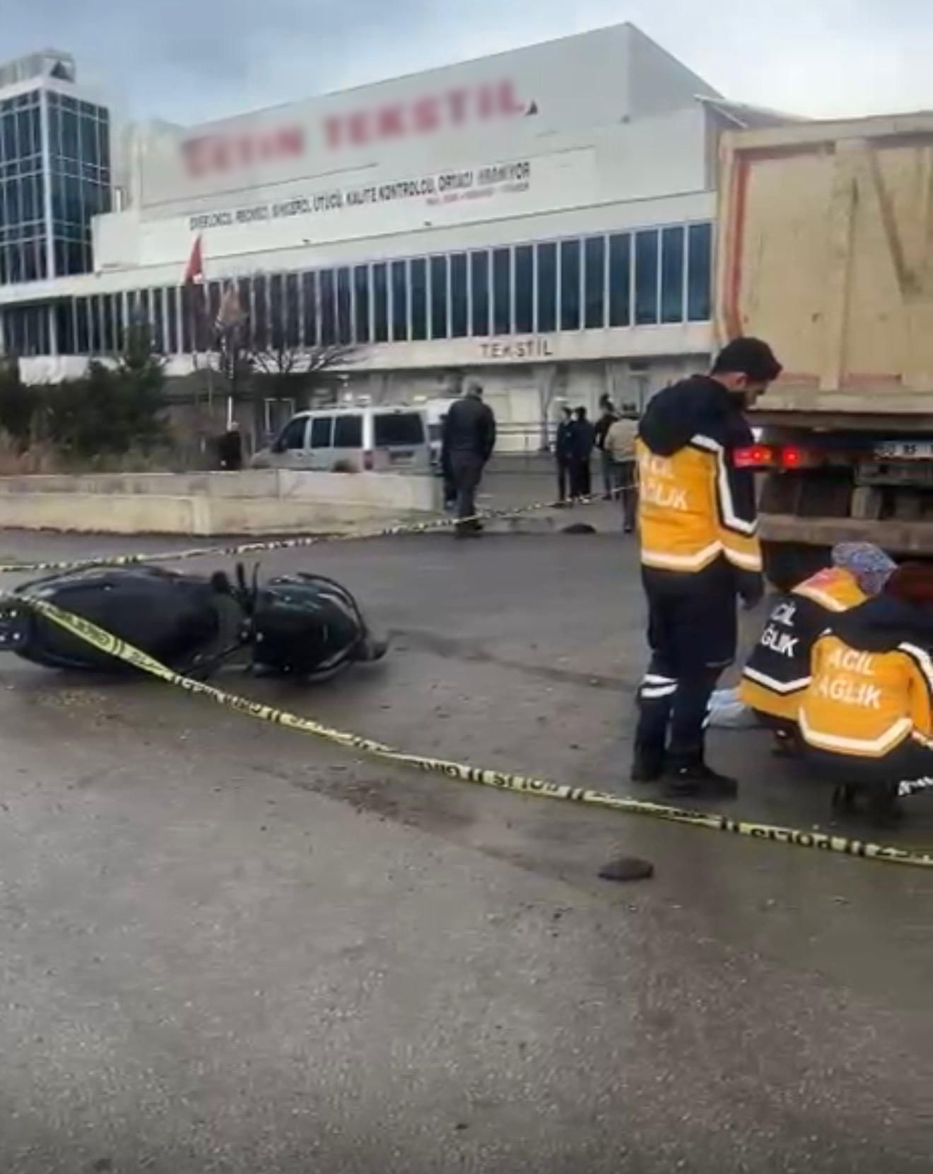 Tokat'ta kamyon ile çarpışan motosikletin sürücüsü öldü