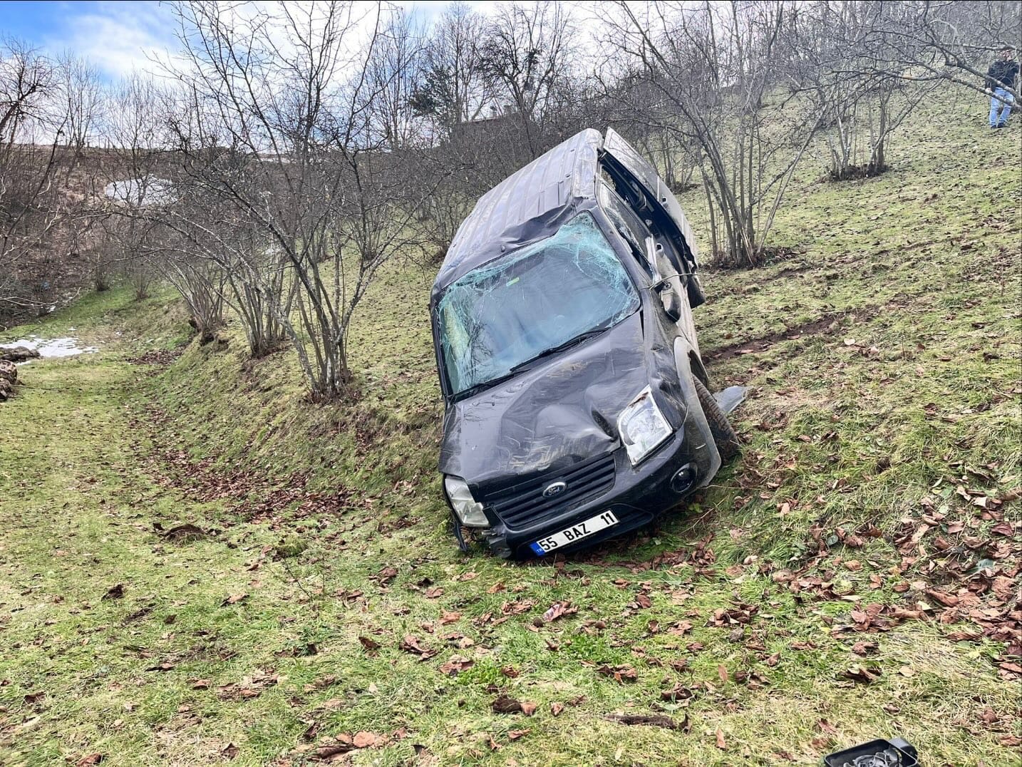 Samsun'da Hafif Ticari Araç Fındık Bahçesine Yuvarlandı: 1 Ölü, 2 Ağır Yaralı