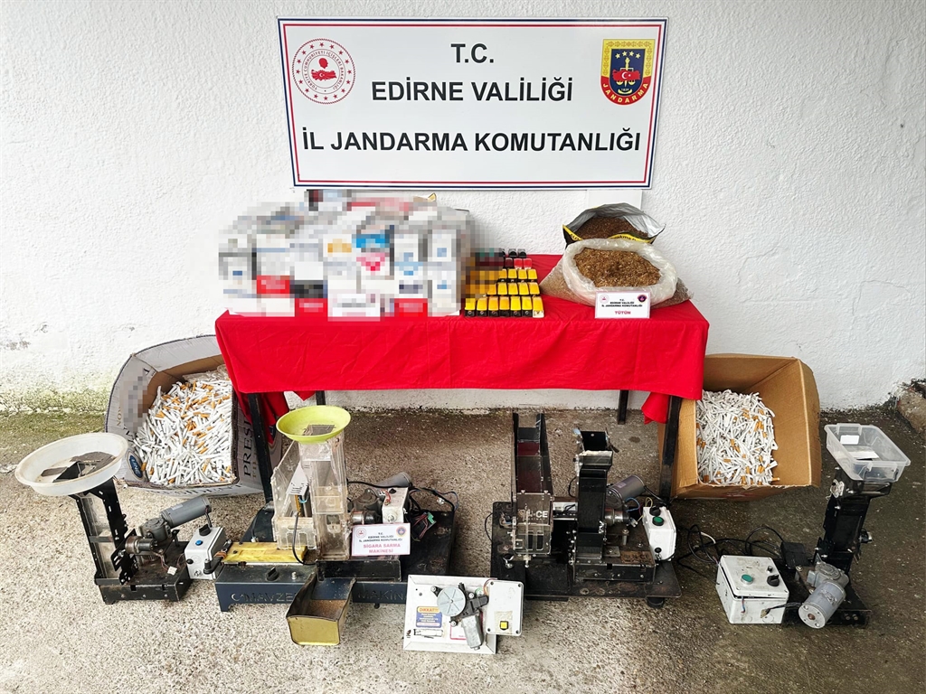 Edirne'de kaçak sigara imalathanesine çevrilen eve operasyon