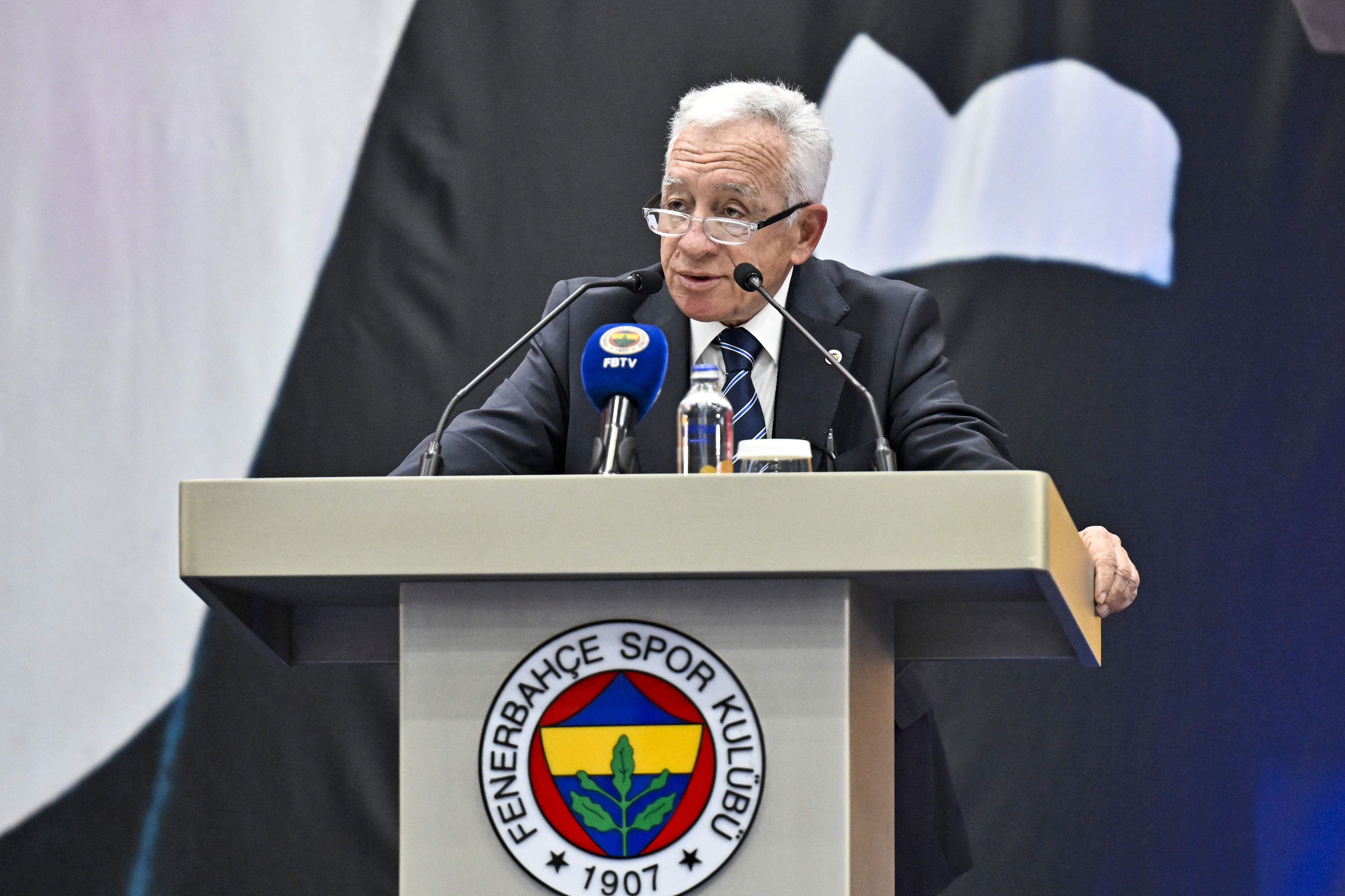 Fenerbahçe Kulübünün Güncel Borcu Açıklandı