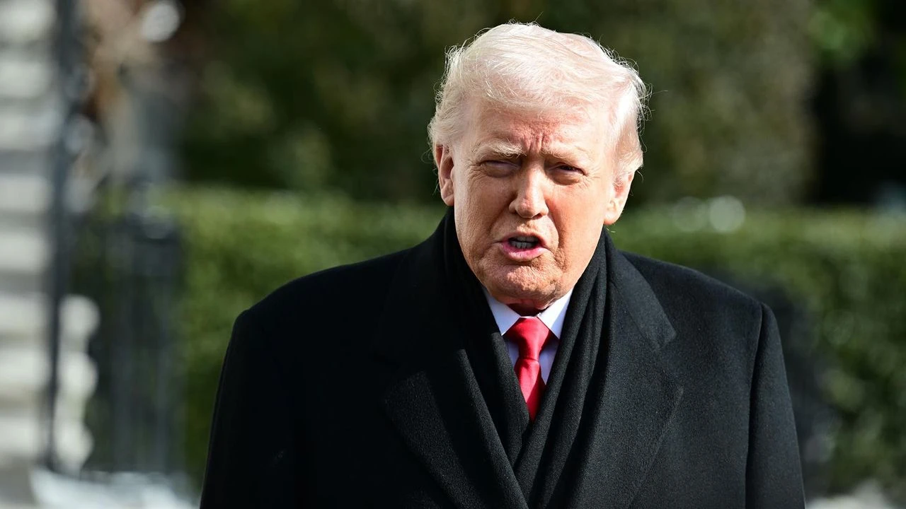 ABD Başkanı Trump, Hindistan'ın İran yerine Venezuela'dan petrol alacağını söyledi