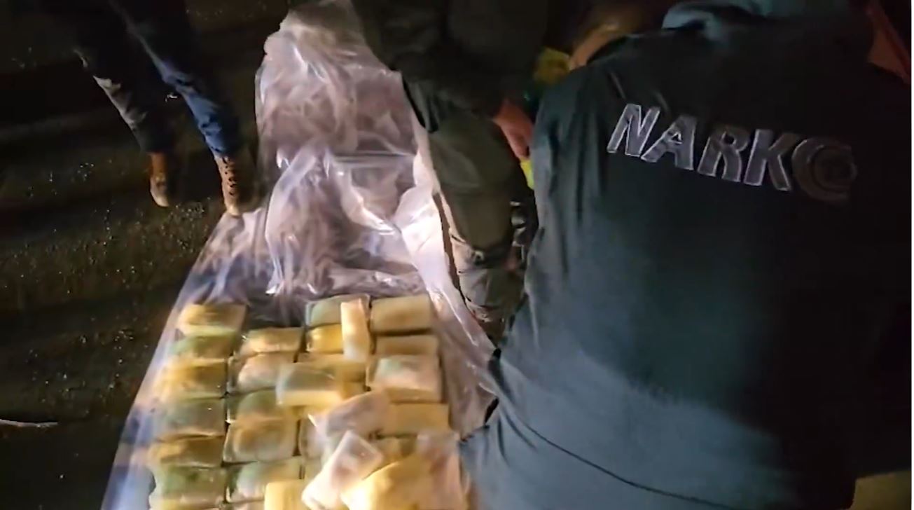 Şırnak'ta 142 kilo metamfetamin ele geçirildi: 2 kişi gözaltına alındı