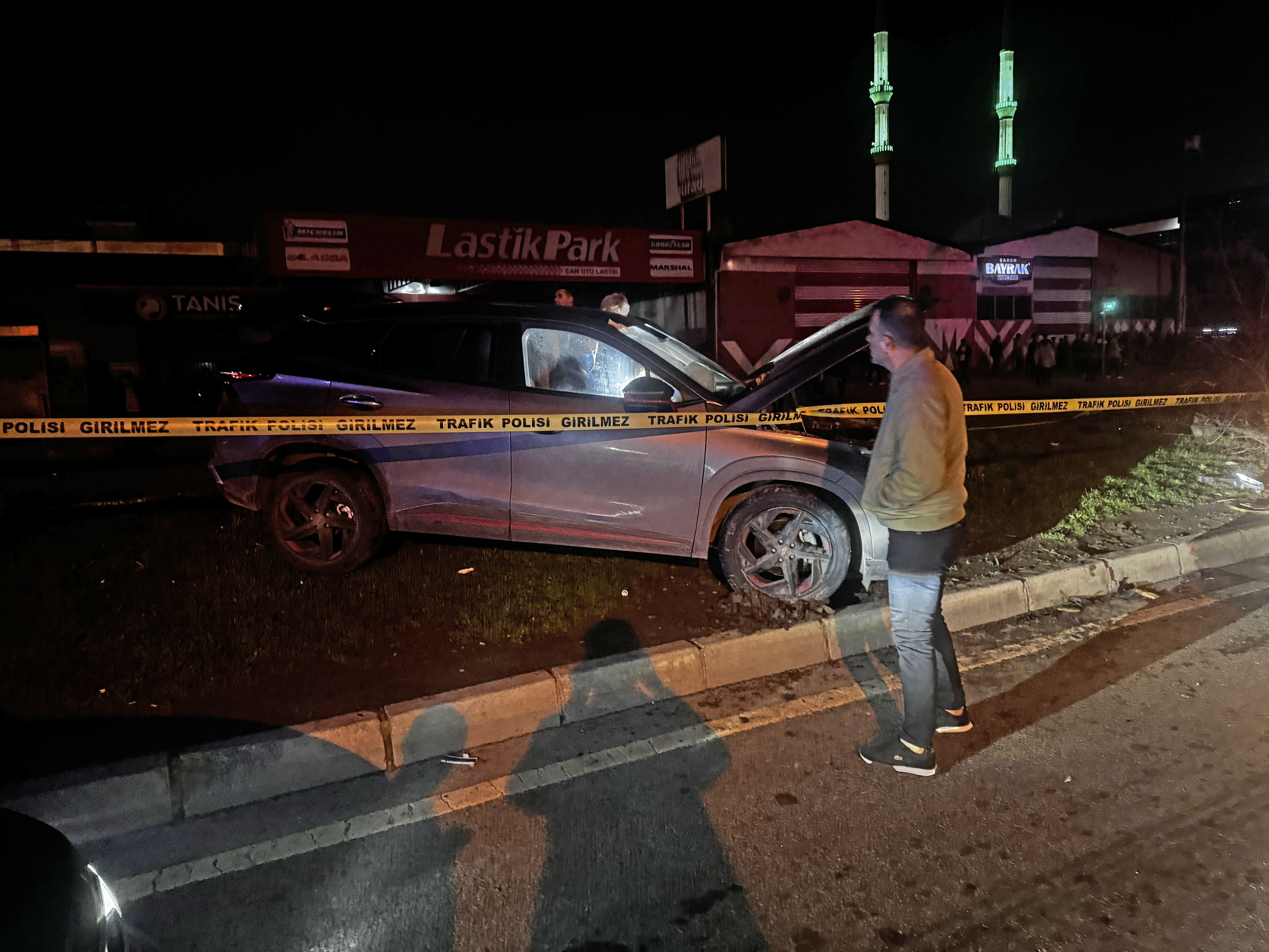 Mersin'de otomobil yayaya çarptı: 3 kişi hayatını kaybetti