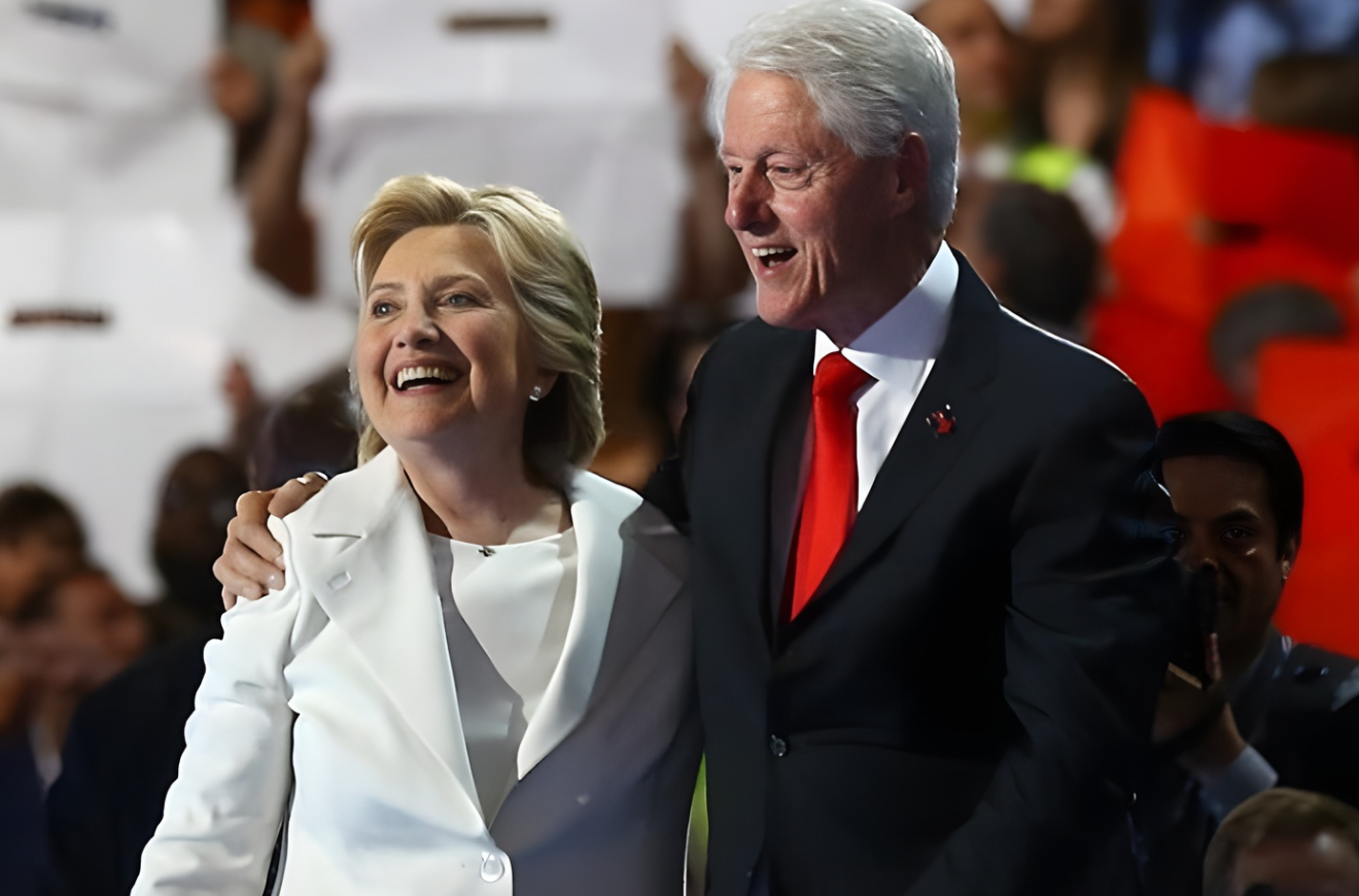 Clinton çifti Epstein soruşturmasında ifade verecek