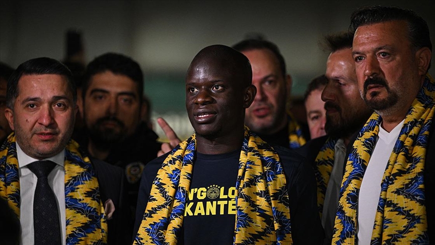 N'Golo Kante İstanbul'da: Fenerbahçe'den ses getiren transfer