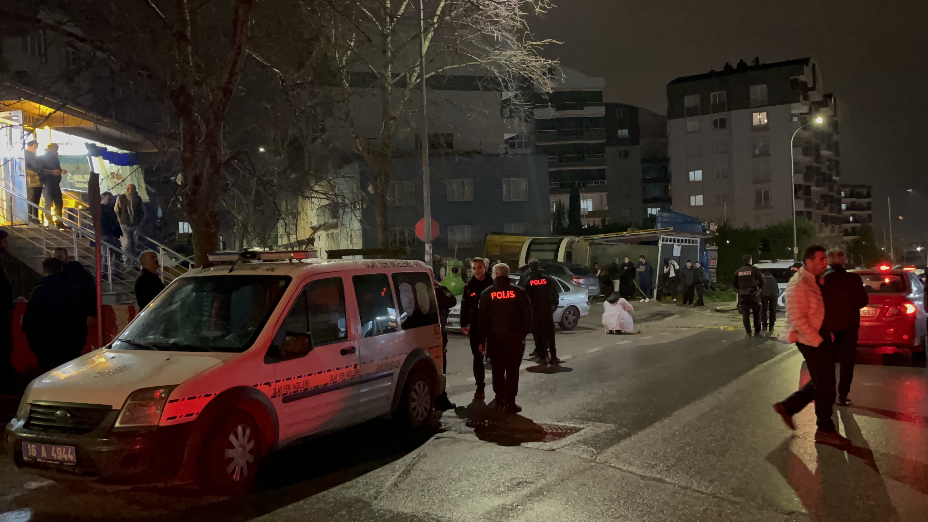 Bursa'da silahlı saldırı sonucu 2 kişi yaralandı