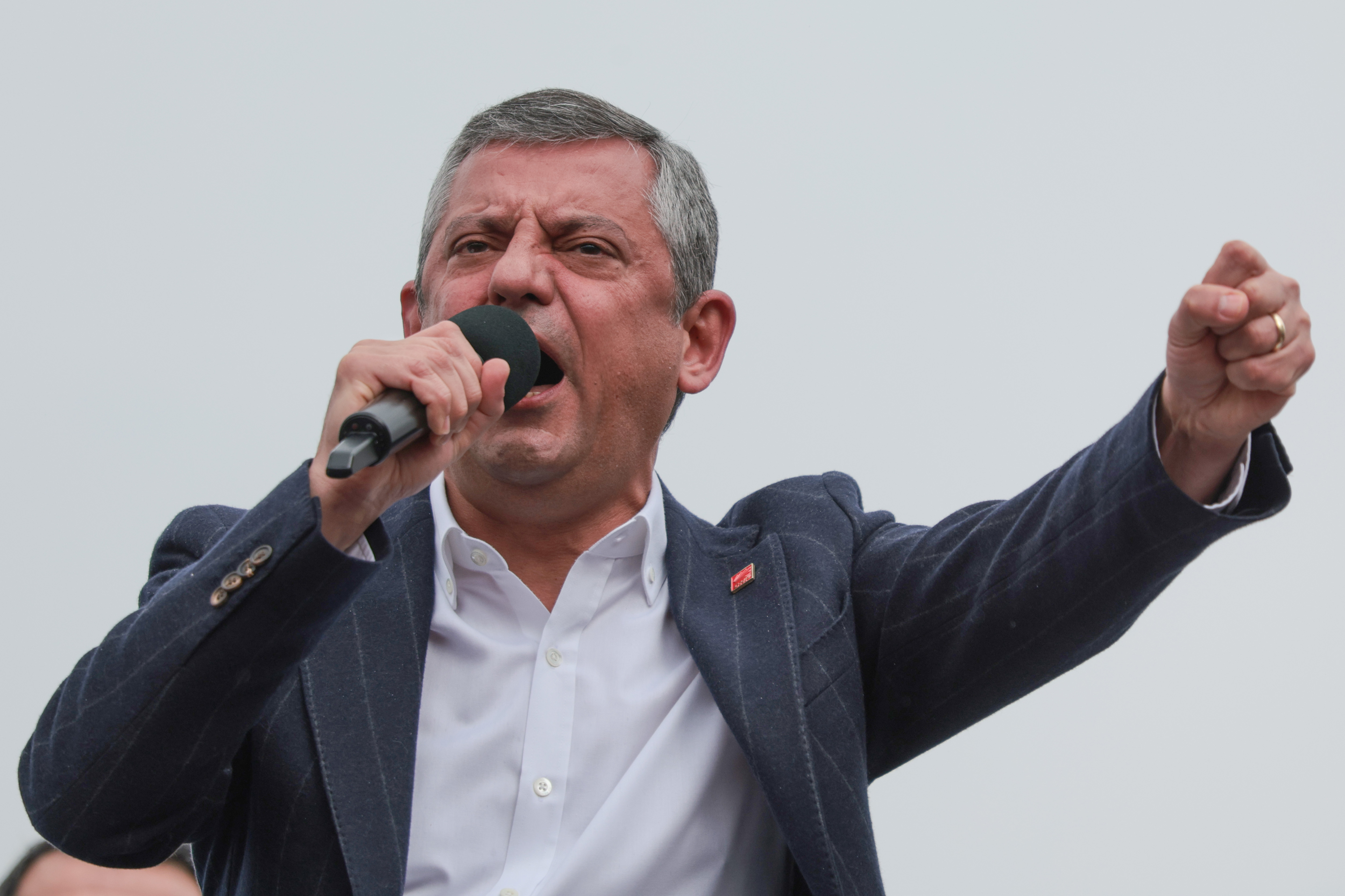 Özgür Özel Niğde mitinginde erken seçim çağrısı yaptı