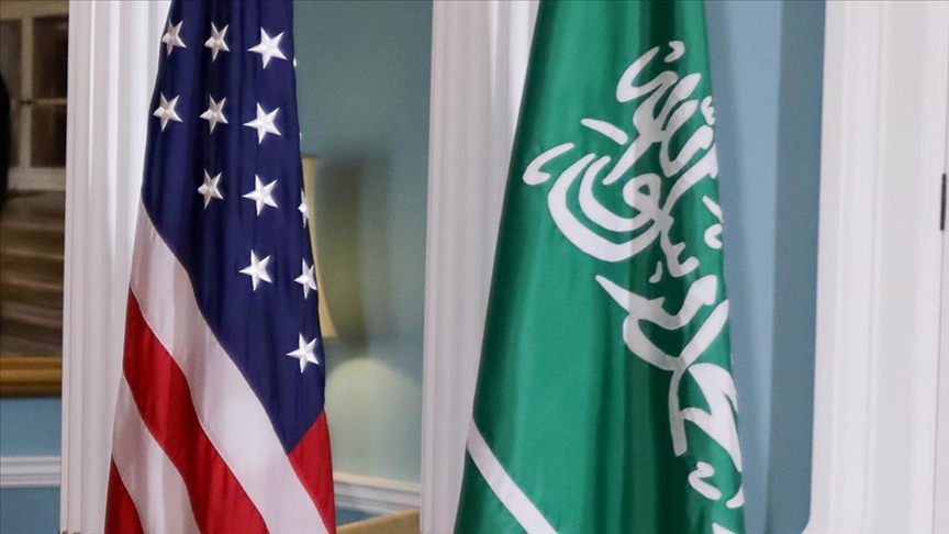 Suudi Arabistan ve ABD donanmaları ortak askeri tatbikat düzenledi