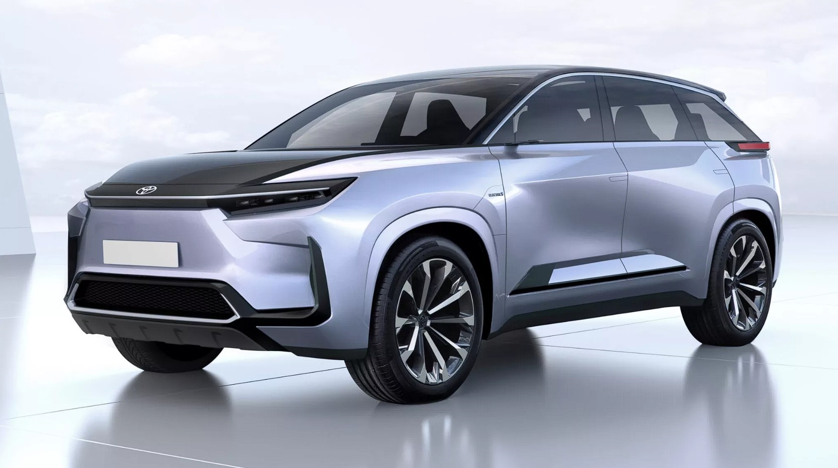 Toyota'dan radikal karar: Yeni Highlander o özellikle geliyor!