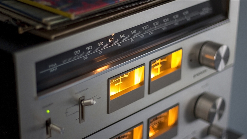 13 Şubat Dünya Radyo Günü: Dijital çağda da en sevilen o!