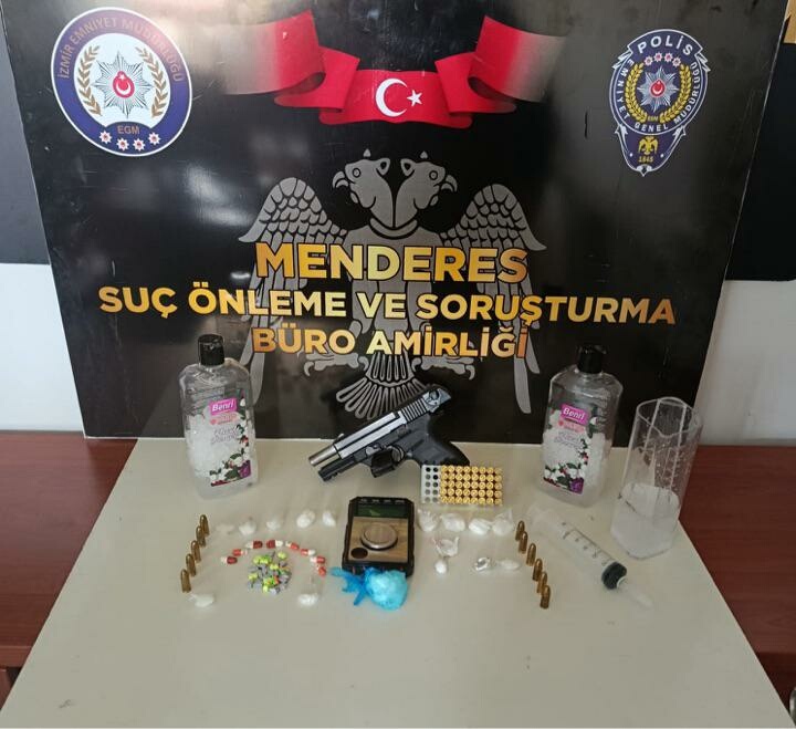 İzmir'de uyuşturucu operasyonunda 1 kişi gözaltına alındı