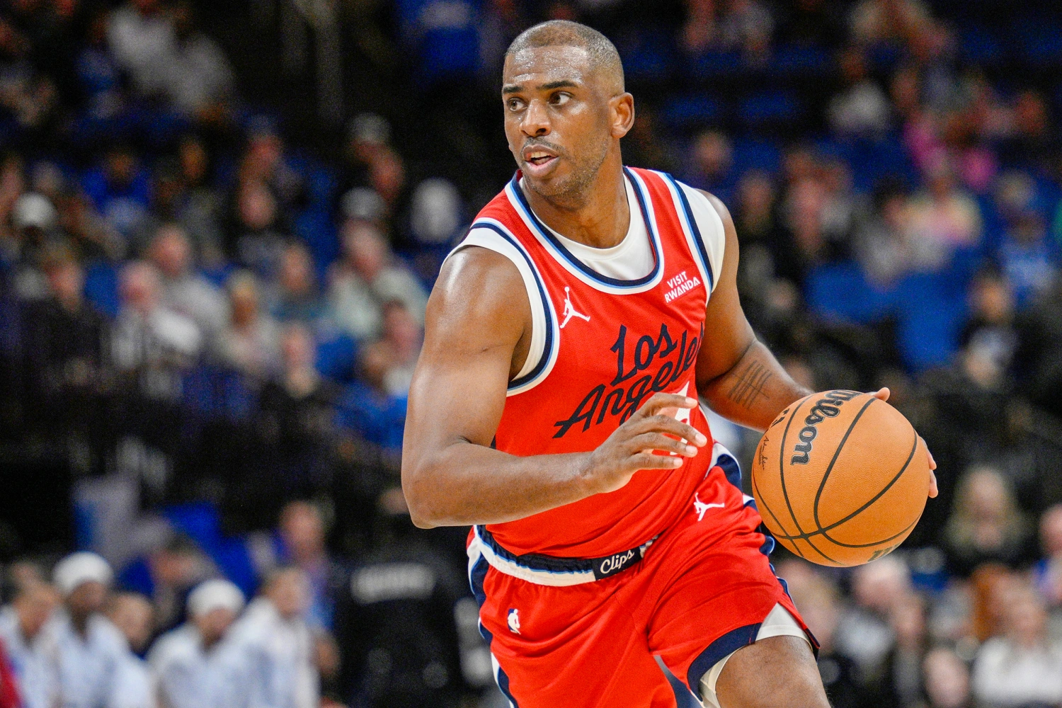 NBA efsanelerinden Chris Paul, 40 yaşında emekliliğini açıkladı