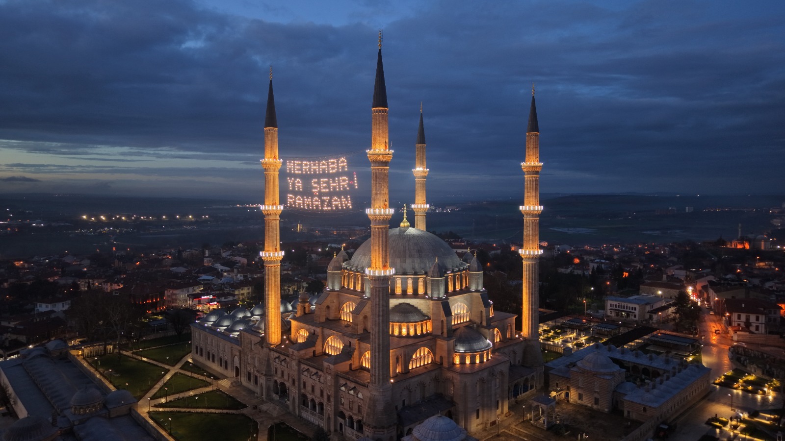 Bakan Ersoy açıkladı: Restorasyonu tamamlanan camiler Ramazan'da ibadete açılıyor