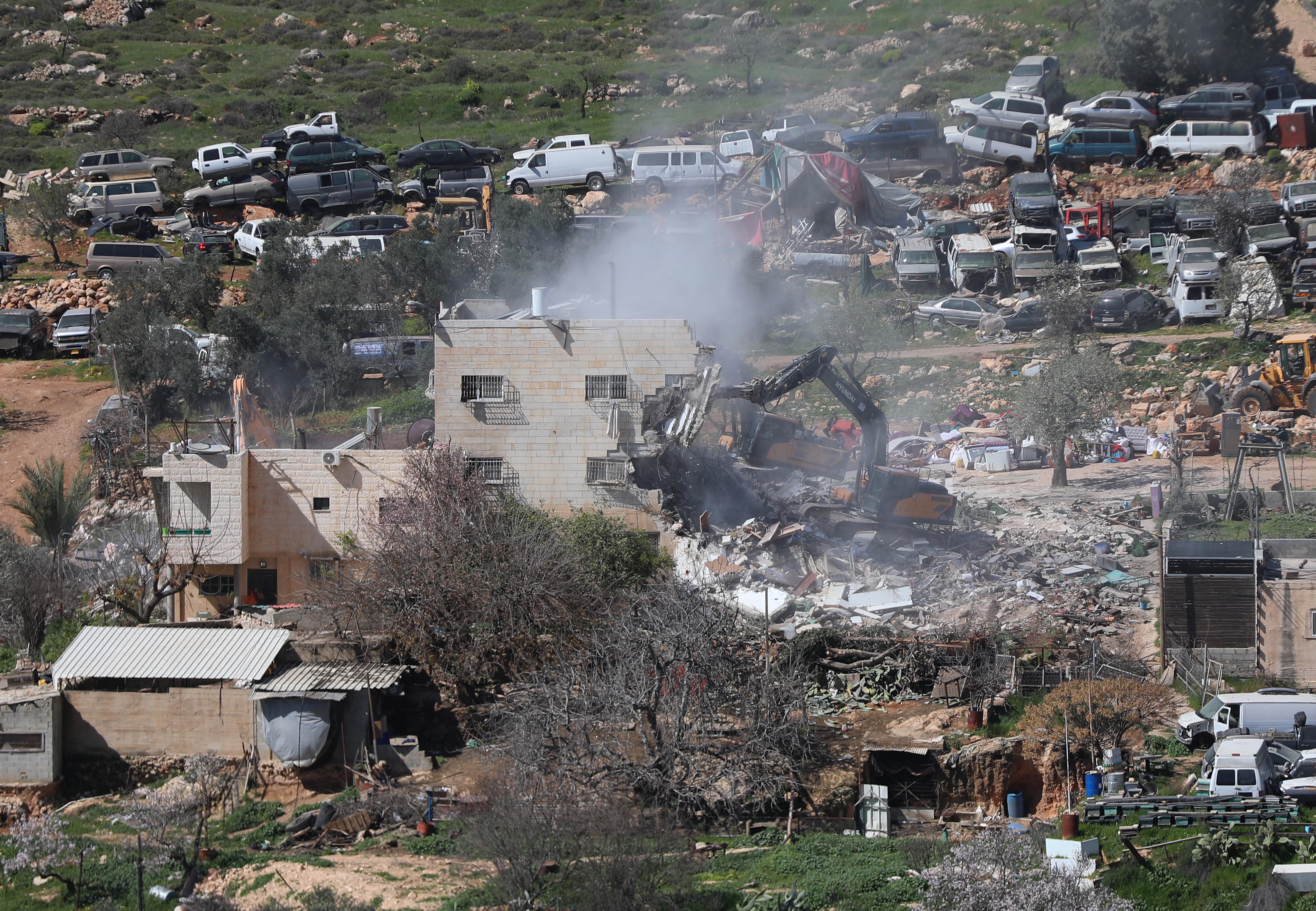 Hamas: 'Batı Şeria'daki yıkımlar İsrail'in ilhak planının parçası'