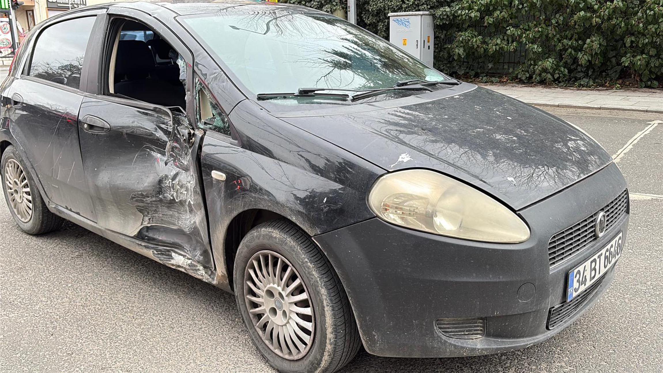 Tekirdağ'da otomobille çarpışan motosikletin sürücüsü ağır yaralandı