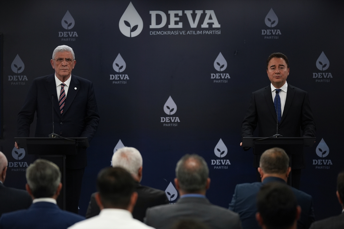 Ali Babacan ve Müsavat Dervişoğlu'ndan Ortak Açıklama: Siyasi İlişkilerde Yeni Dönem
