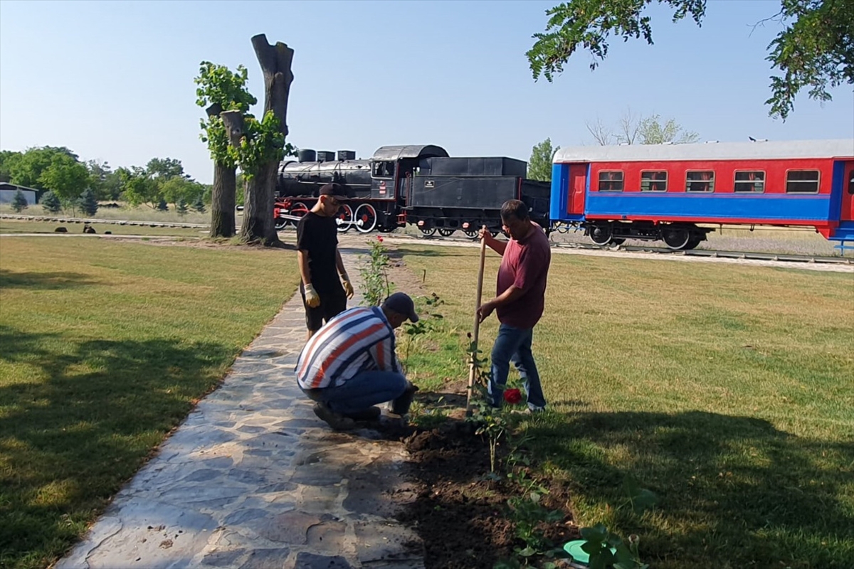 Edirne'nin Nostaljik Kara Treni Turistlerle Yeniden Buluşuyor