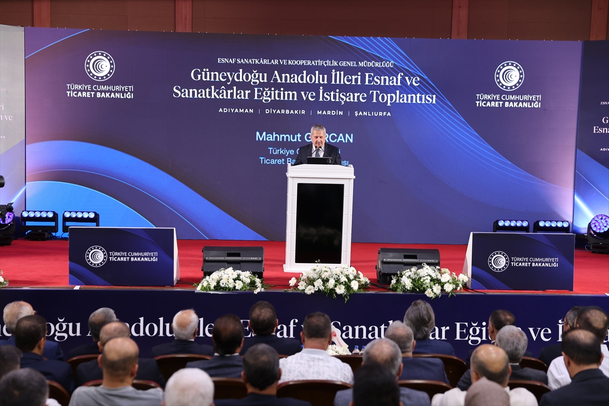 Ticaret Bakanlığı Esnaf ve Sanatkarları Desteklemeye Devam Ediyor