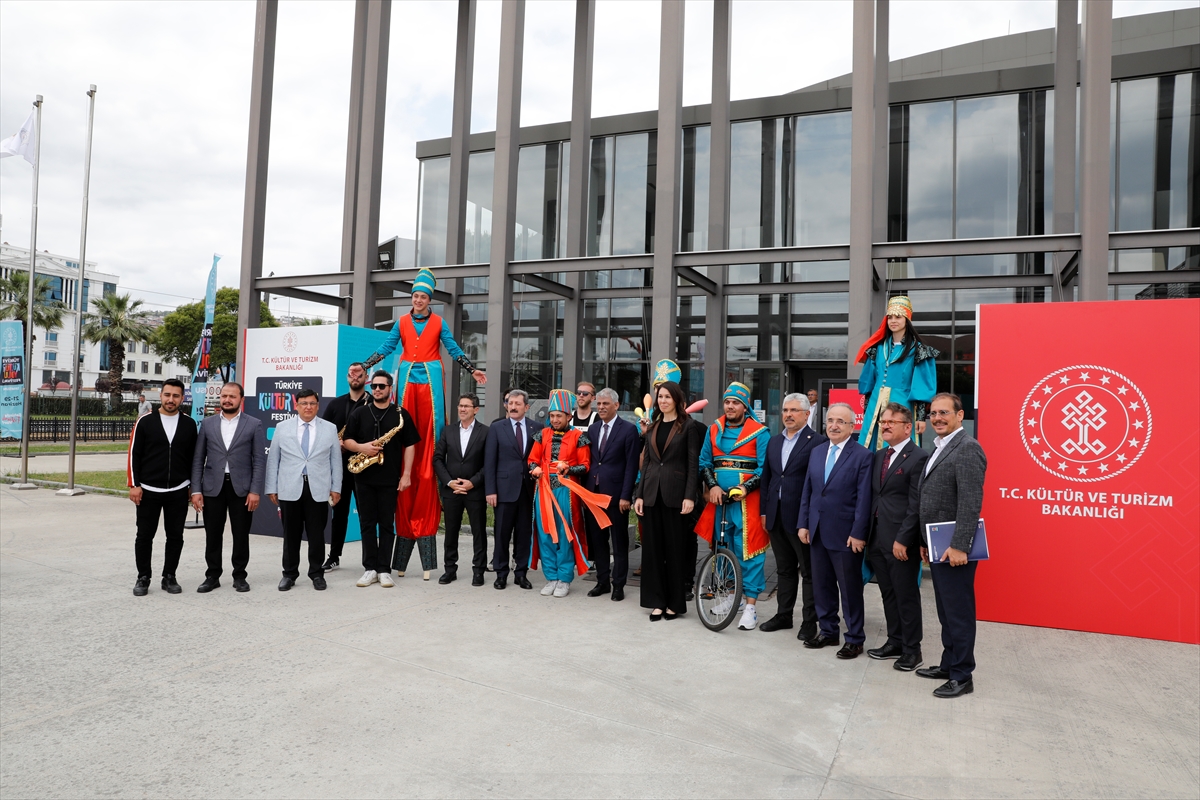 Samsun Kültür Yolunda: Türkiye Kültür Yolu Festivali Şehri Canlandırıyor