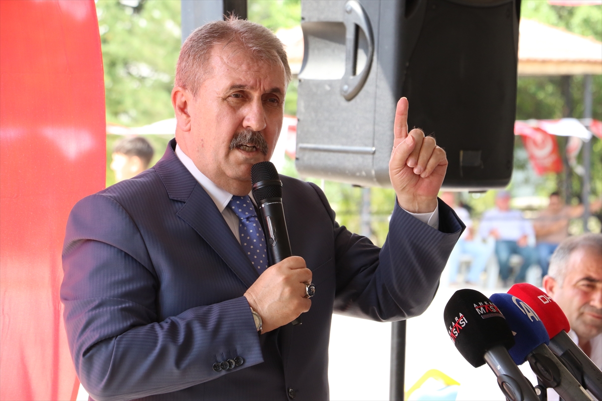 Mustafa Destici'den Dünya Mazlumları İçin Vurgulu Mesajlar