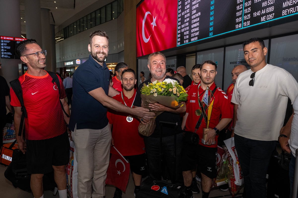 Özel Sporcuların Avrupa'daki Büyük Başarısı: Gururla Döndüler