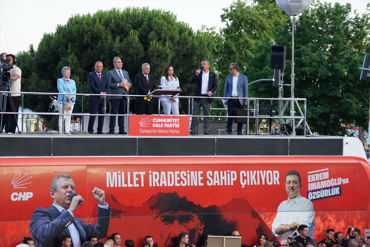 CHP Lideri Özel'den Tekirdağ Mitinginde Sert Eleştiriler