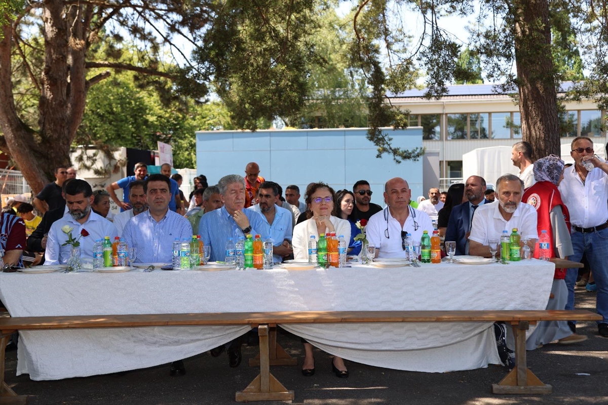 İsviçre'de Türk Kültürü ve Spor Coşkusu: Festivale Yoğun Katılım