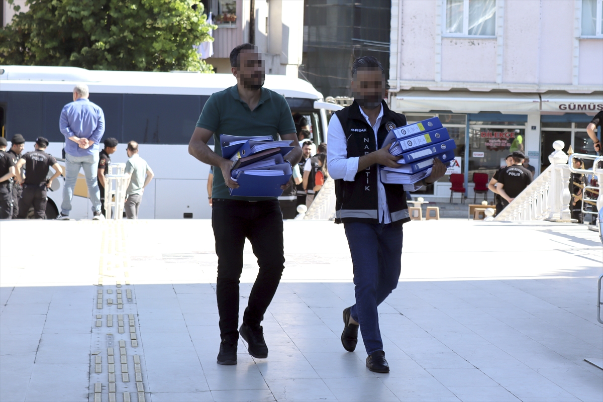 Ağrı'da 51 kilo 700 gram uyuşturucu ele geçirildi