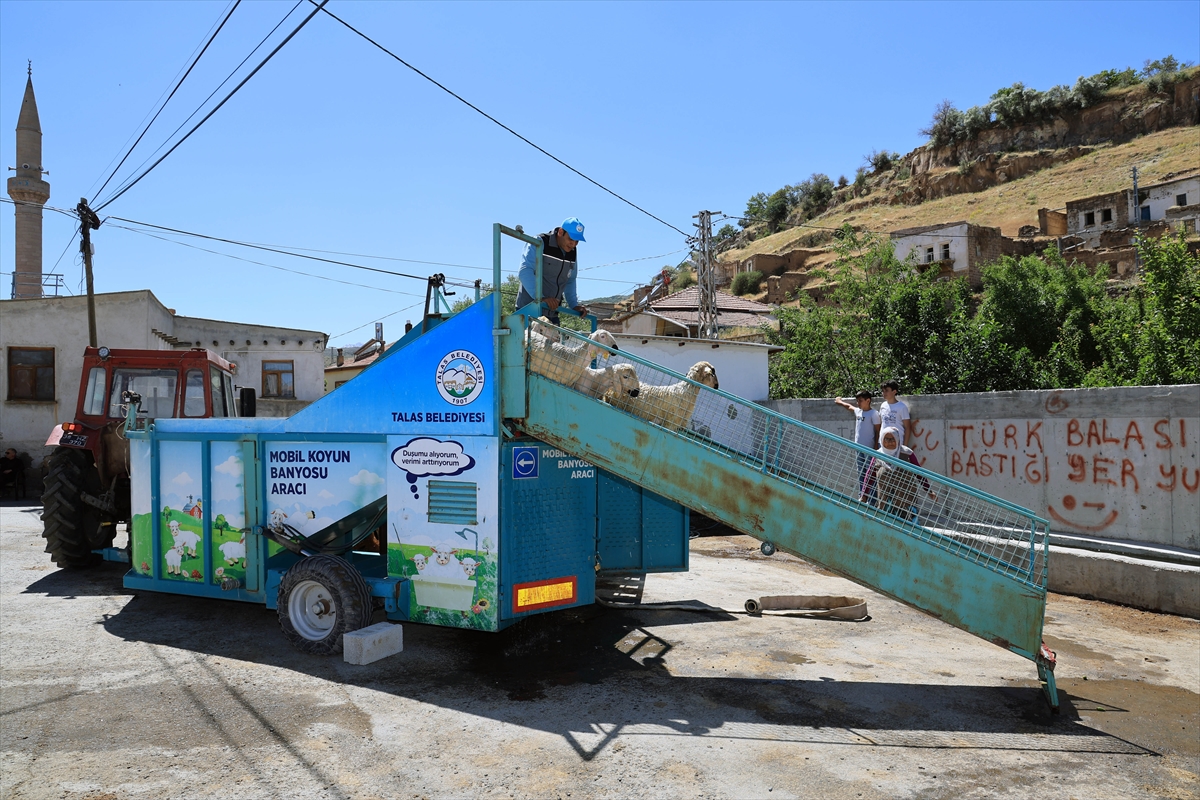Kayseri Kırsalında "Mobil Banyo" ile Kene Mücadelesi