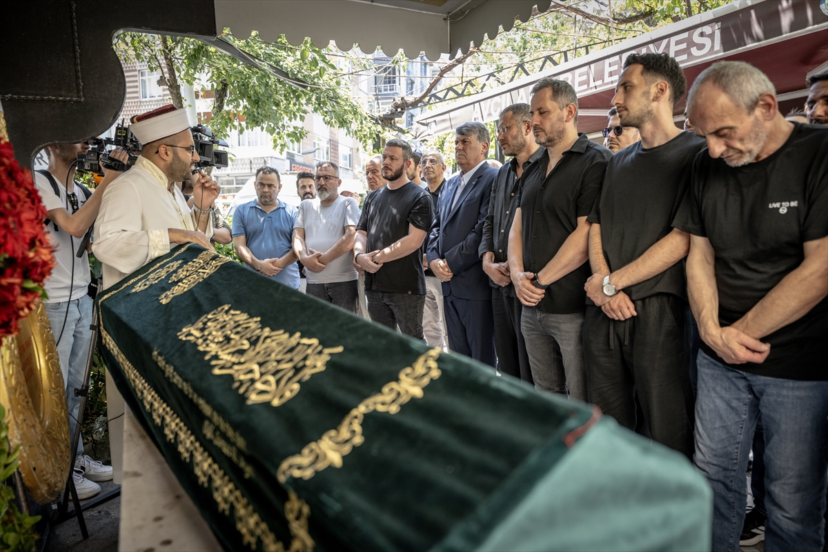 Serdar Topraktepe'nin Acı Kaybı: Ayhan Topraktepe Son Yolculuğuna Uğurlandı